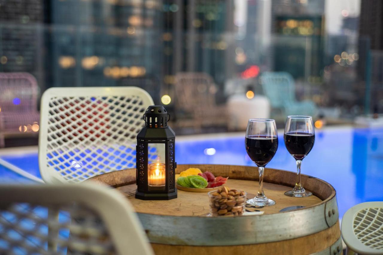 Hotel Indigo Tel Aviv - Diamond District By Ihg Giv'atayim Exteriér fotografie Wine tasting at the winery
