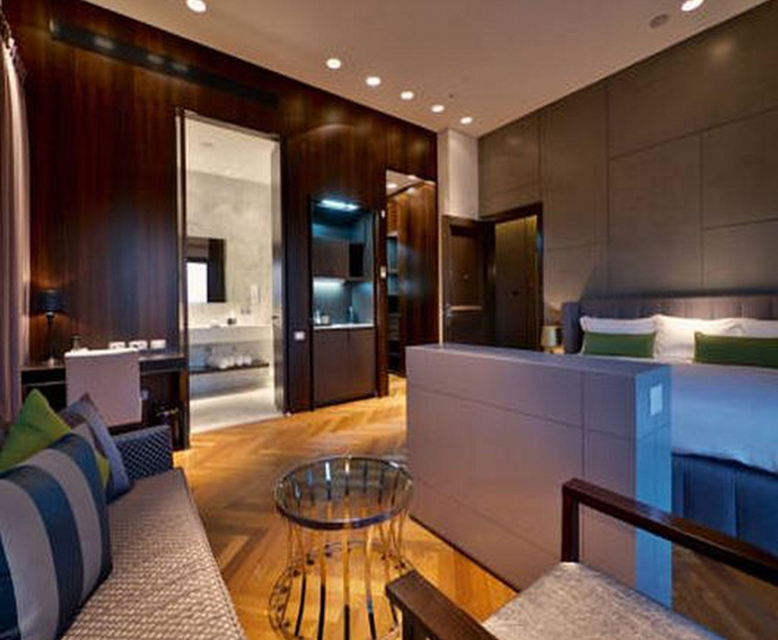 Hotel Indigo Tel Aviv - Diamond District By Ihg Giv'atayim Exteriér fotografie A suite at the hotel