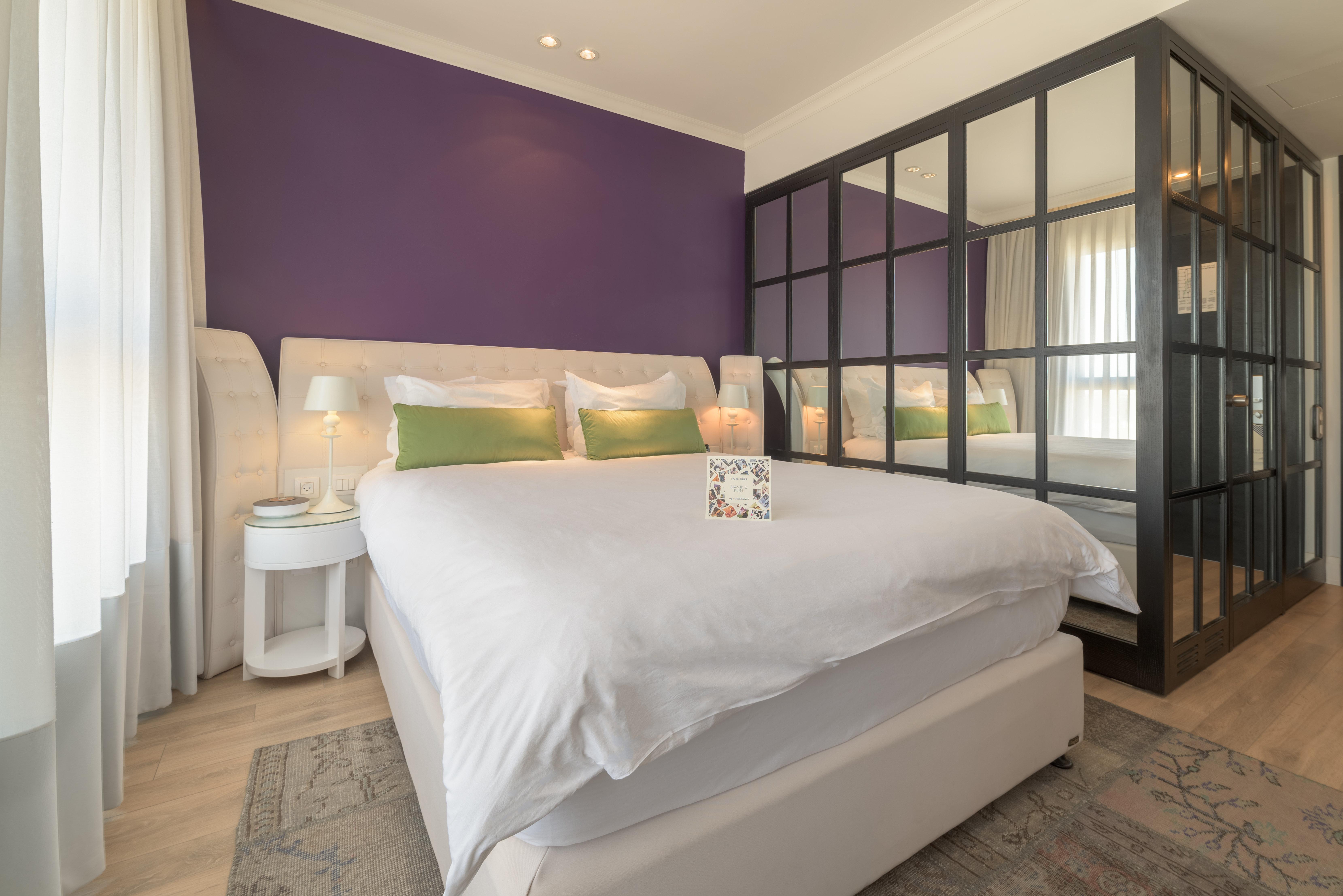 Hotel Indigo Tel Aviv - Diamond District By Ihg Giv'atayim Exteriér fotografie A bedroom at the hotel