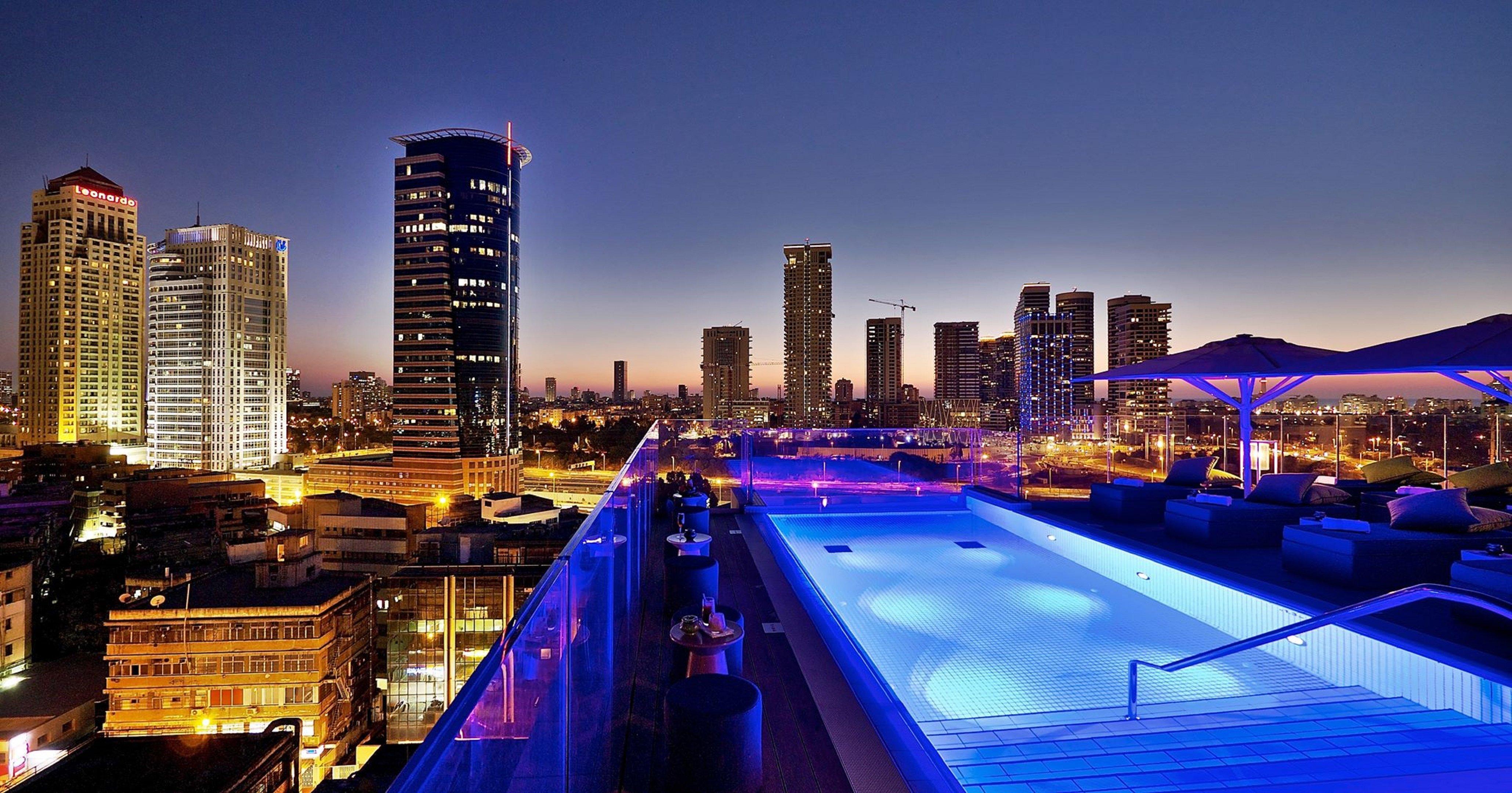 Hotel Indigo Tel Aviv - Diamond District By Ihg Giv'atayim Exteriér fotografie View from the rooftop pool