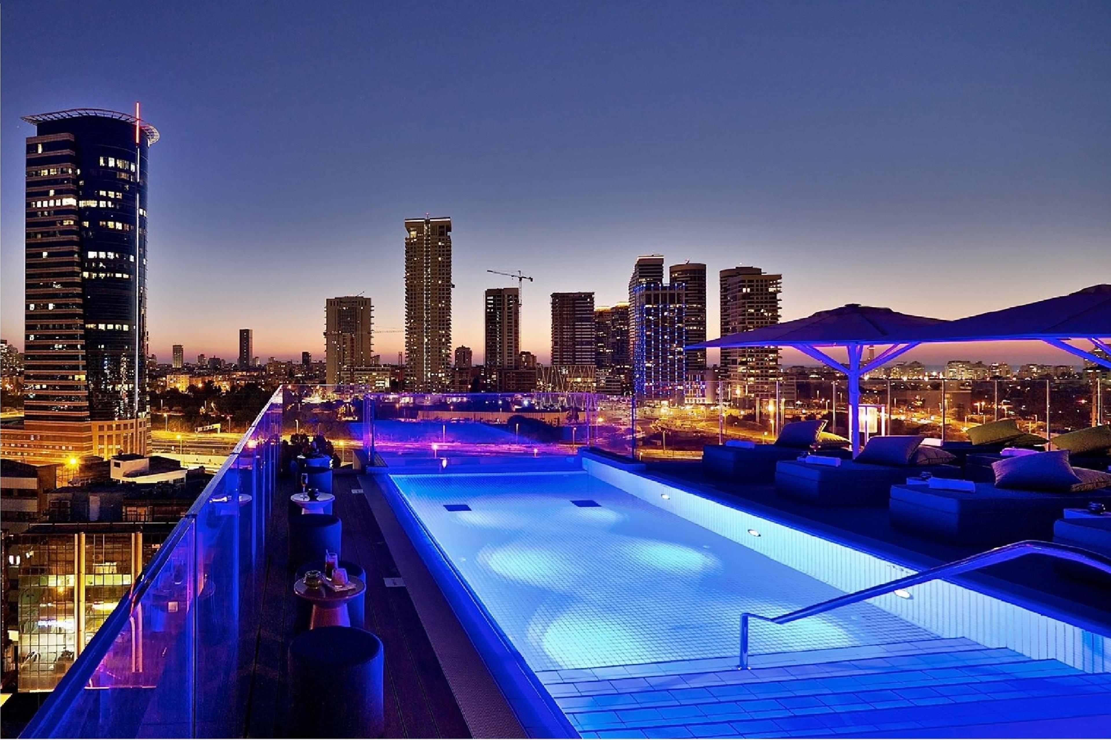 Hotel Indigo Tel Aviv - Diamond District By Ihg Giv'atayim Exteriér fotografie View from the rooftop pool