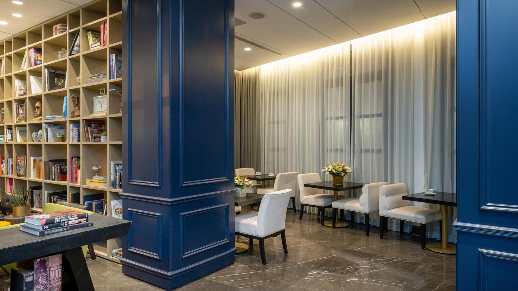 Hotel Indigo Tel Aviv - Diamond District By Ihg Giv'atayim Exteriér fotografie Library